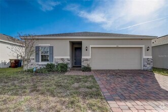 Building Photo - 460 Meadow Pointe Dr
