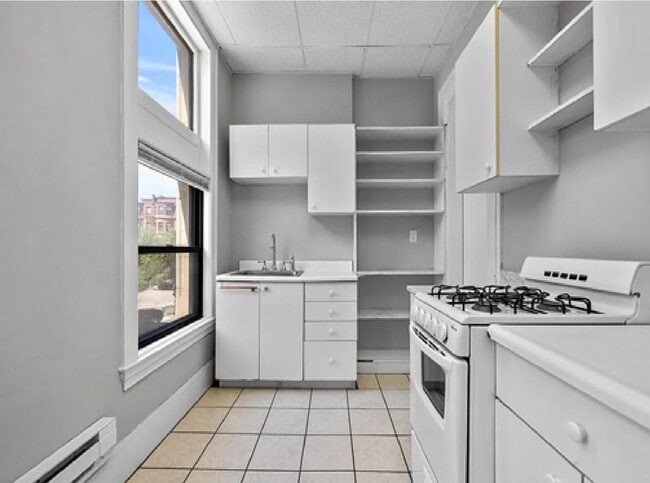 Building Photo - 857 Beacon St