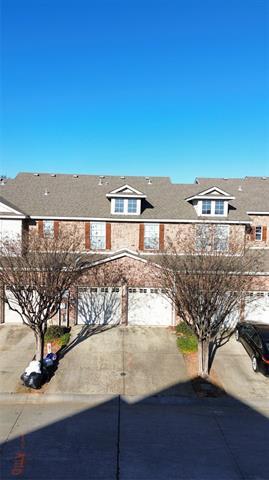 Building Photo - 2743 Hyde Park Dr