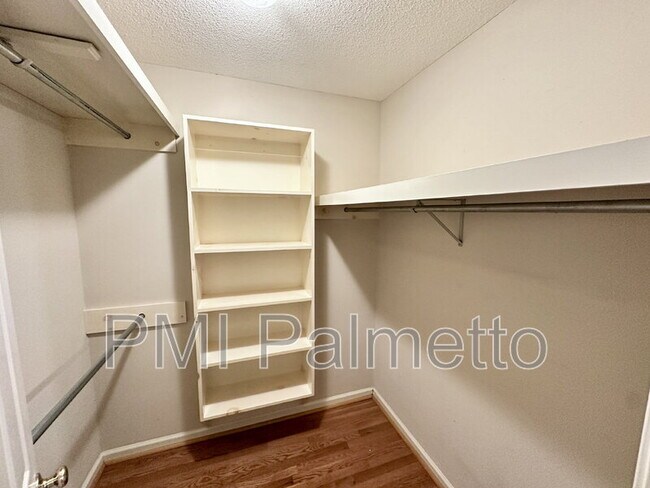 Building Photo - 1045 Mineral Creek Ct