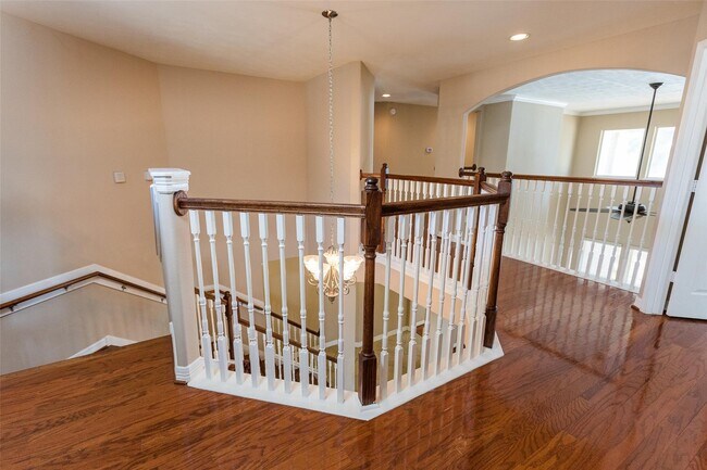 Building Photo - 25311 Hamden Valley Dr