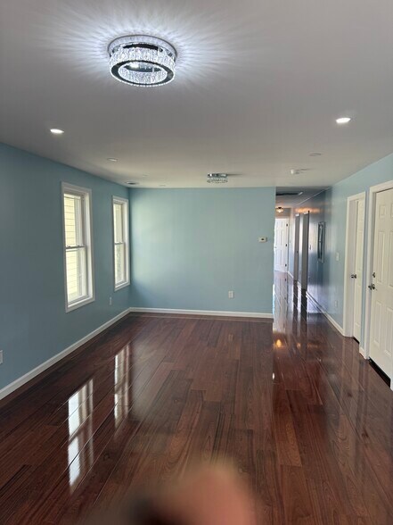 Building Photo - 461 Hulett St