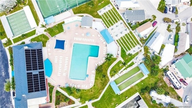 Building Photo - 1077 Nettles Blvd