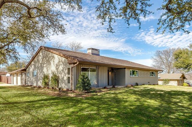 Building Photo - 6940 Bal Lake Dr