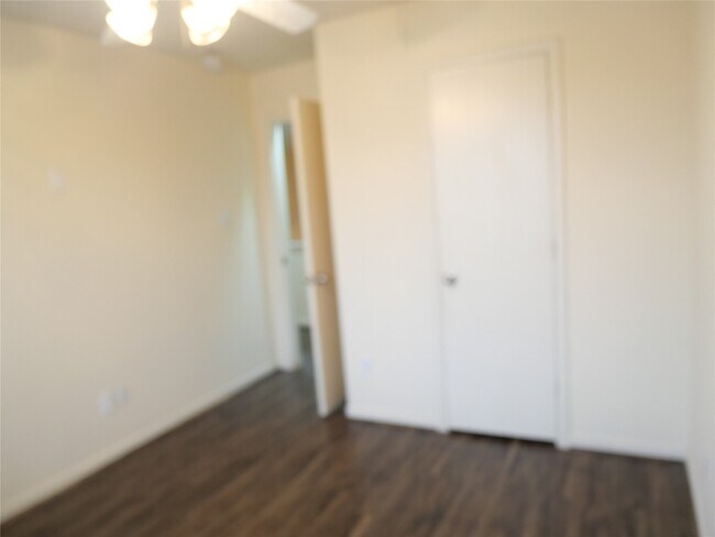 Building Photo - 14915 Aberdeen Meadow Lane