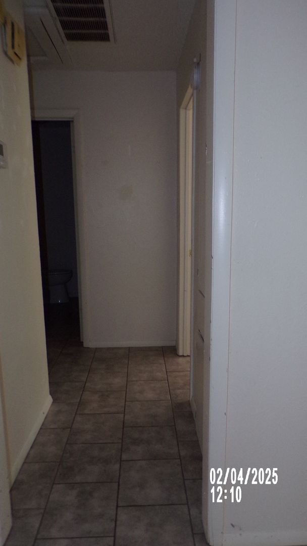 Building Photo - Great Condo located on the Westside of Lawton