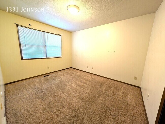 Building Photo - 1331 Johnson St