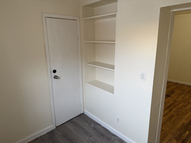 Room 3 (walking in closet) - 11017 Northern Blvd