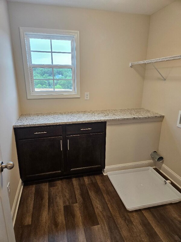 Building Photo - 1848 Silver Chapel Dr