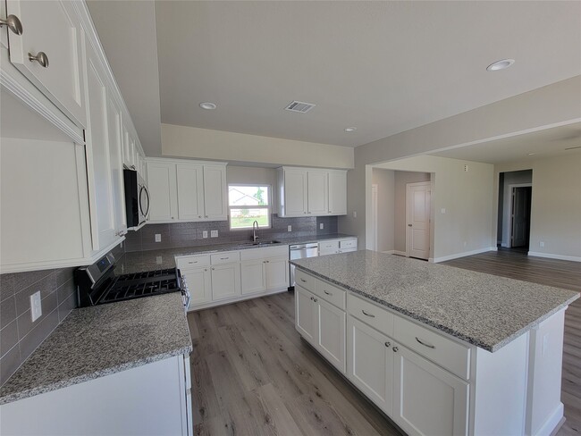 Building Photo - 1620 La Delle St