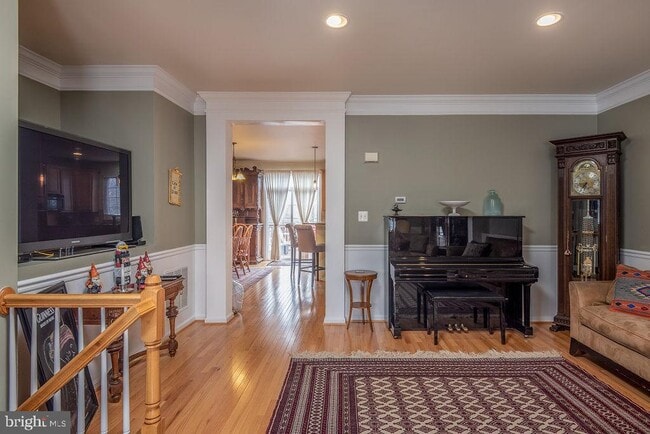 Building Photo - 9776 Corbett Cir