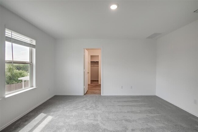 Building Photo - 812 Black Alder St