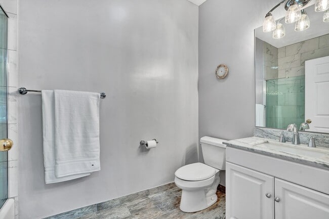 Building Photo - 1309 Half Moon Bay Dr