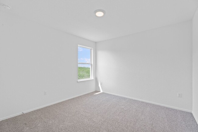 Building Photo - 14816 Afleet Alex St