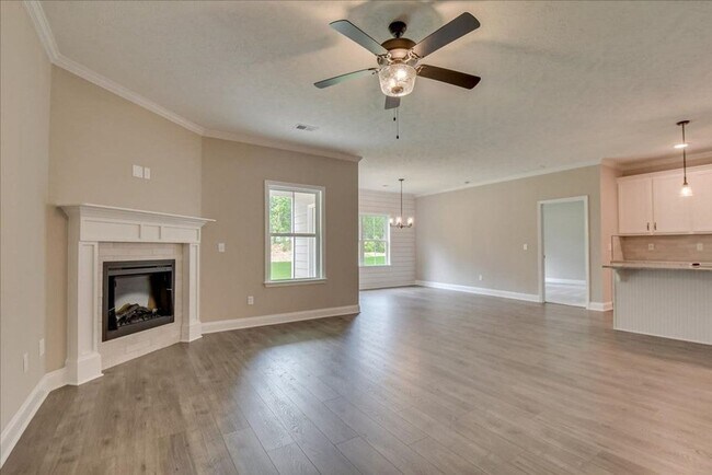 Building Photo - 118 Myrtle Grv Trl