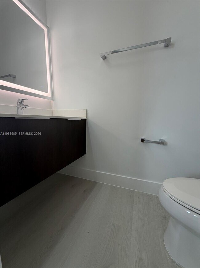 Building Photo - 10479 NW 82nd St