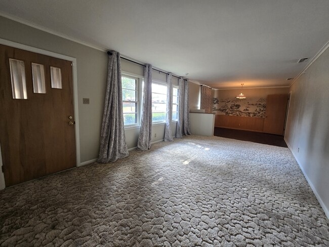 Building Photo - 516 Lehigh Pl