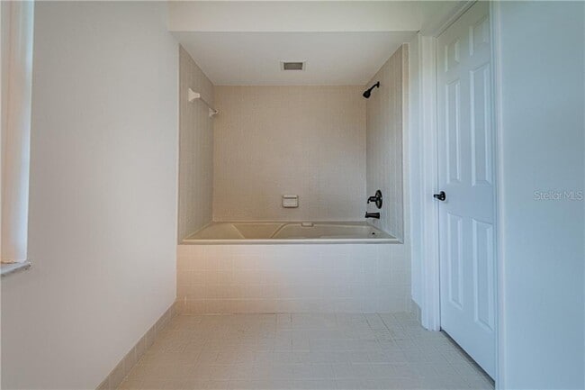 Building Photo - 14820 Rue De Bayonne