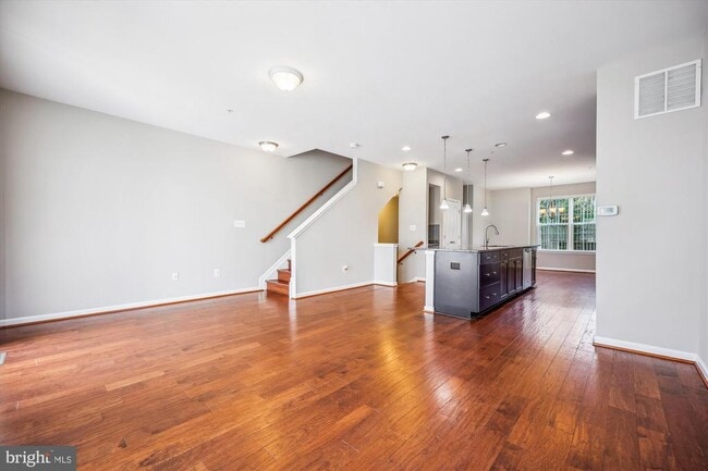 Building Photo - 18322 Woodhouse Ln