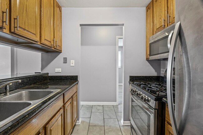 Building Photo - 4014 193rd St