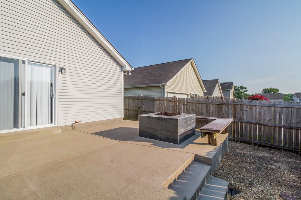 Building Photo - 129 Sophie Dr