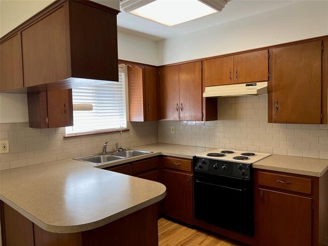 Building Photo - 1907 Rabb Rd