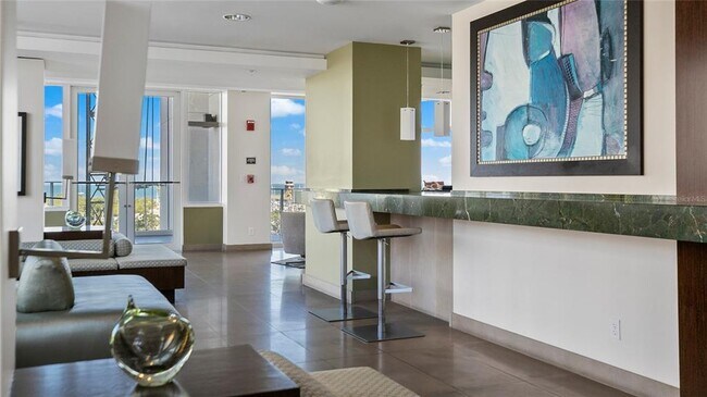 Building Photo - 175 1st St S