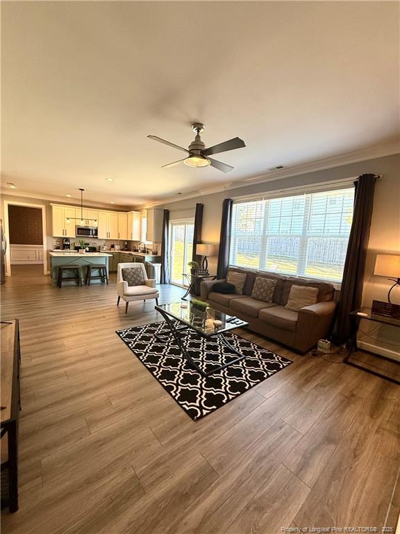 Building Photo - 171 Apache Trail