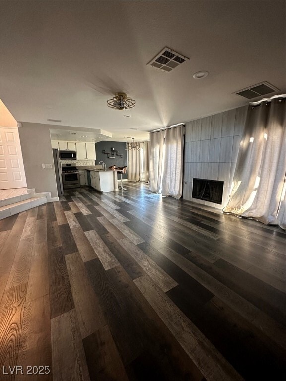 Building Photo - 8633 Caribbean Ct