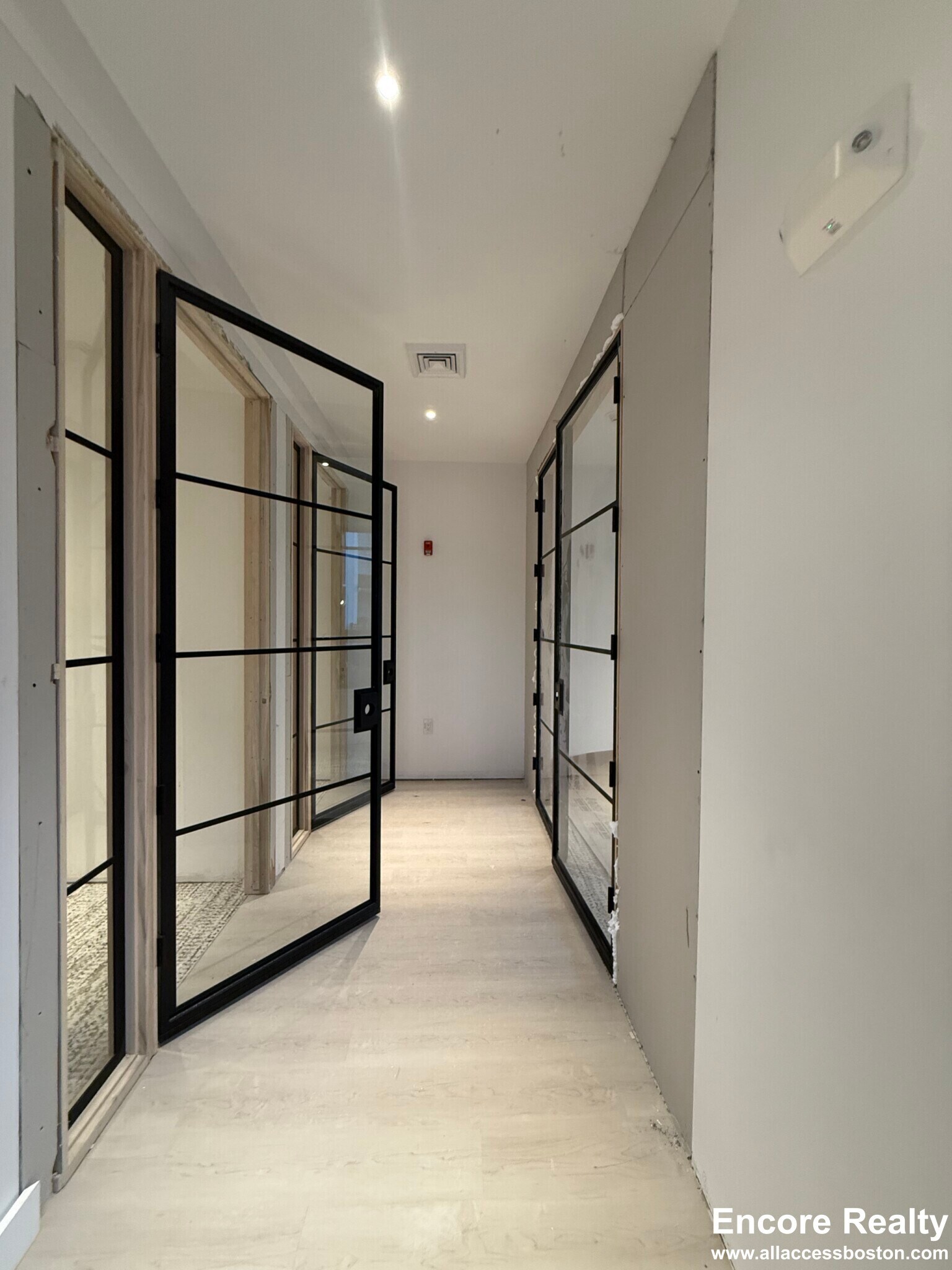 Building Photo - 199 Gardner St