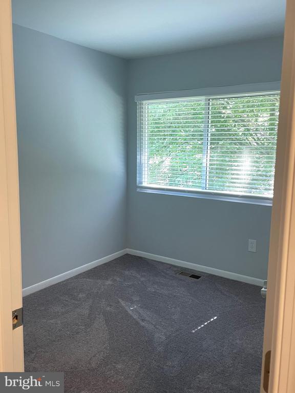 Building Photo - 1230 Gemini Dr