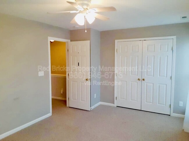 Building Photo - 12358 Swan Wings Pl