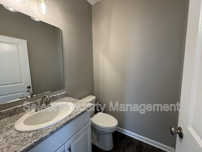 Building Photo - 5378 Broad Fields Cv