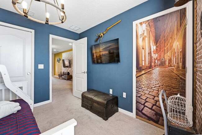 Building Photo - 2440 Dubai St