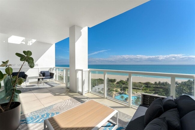 Building Photo - 50 South Pointe Dr