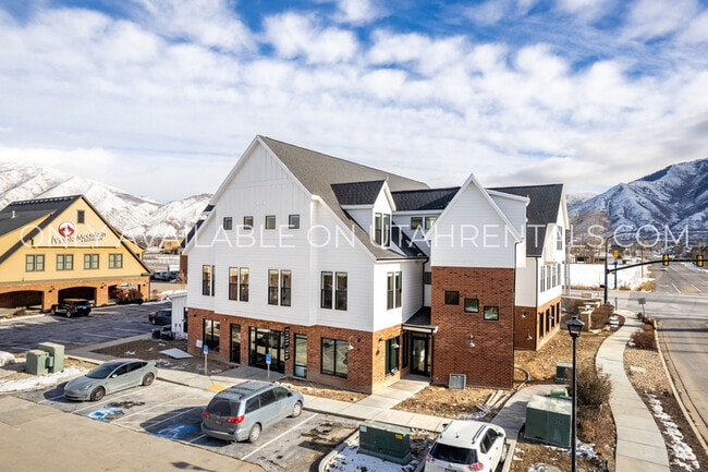 Building Photo - 768 S 1600 W