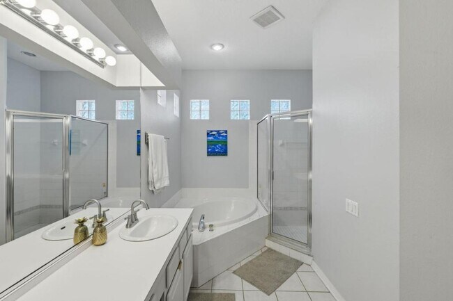 Building Photo - 8210 Prairie Ridge Way