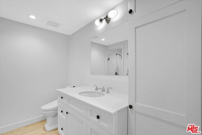 Building Photo - 245 21st St