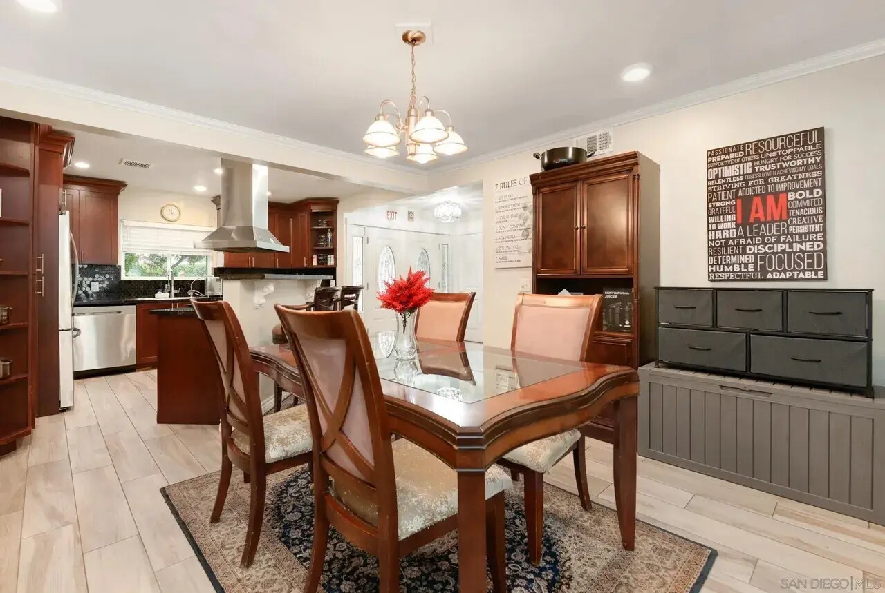 Building Photo - 4388 Bellflower Dr