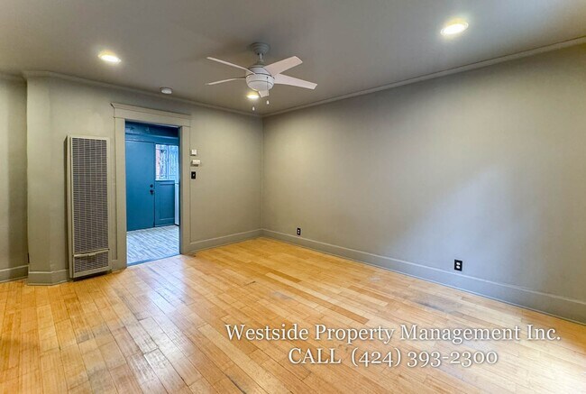 Building Photo - 1520 Andalusia Ave