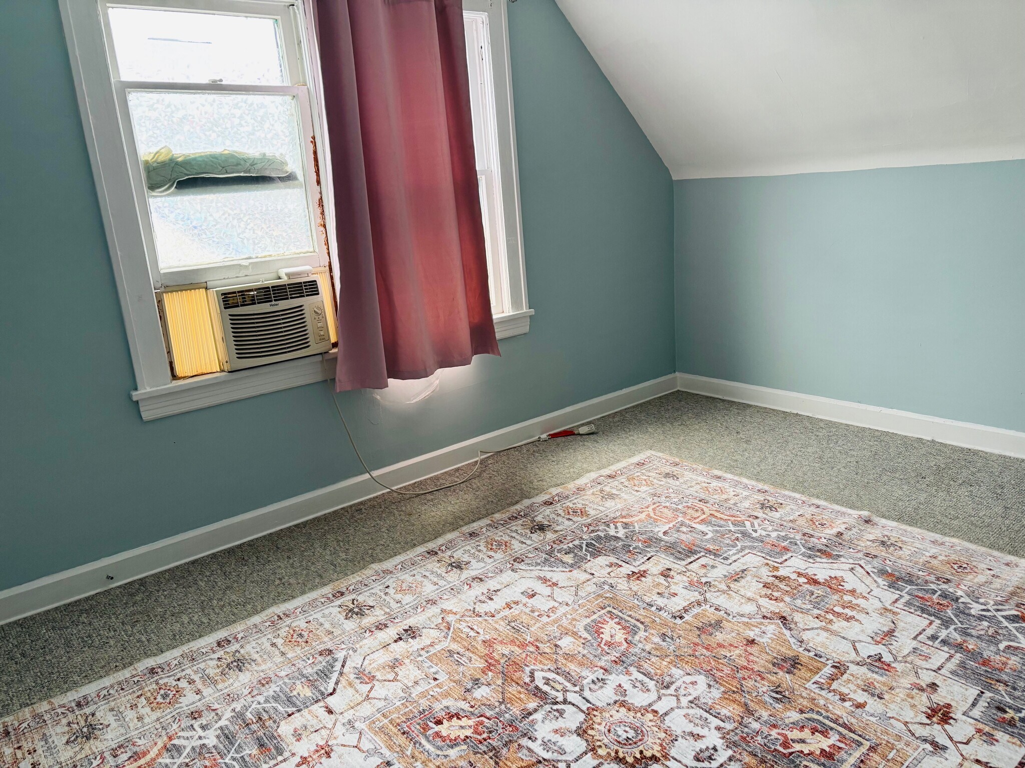 Building Photo - 2679 Hampshire Rd