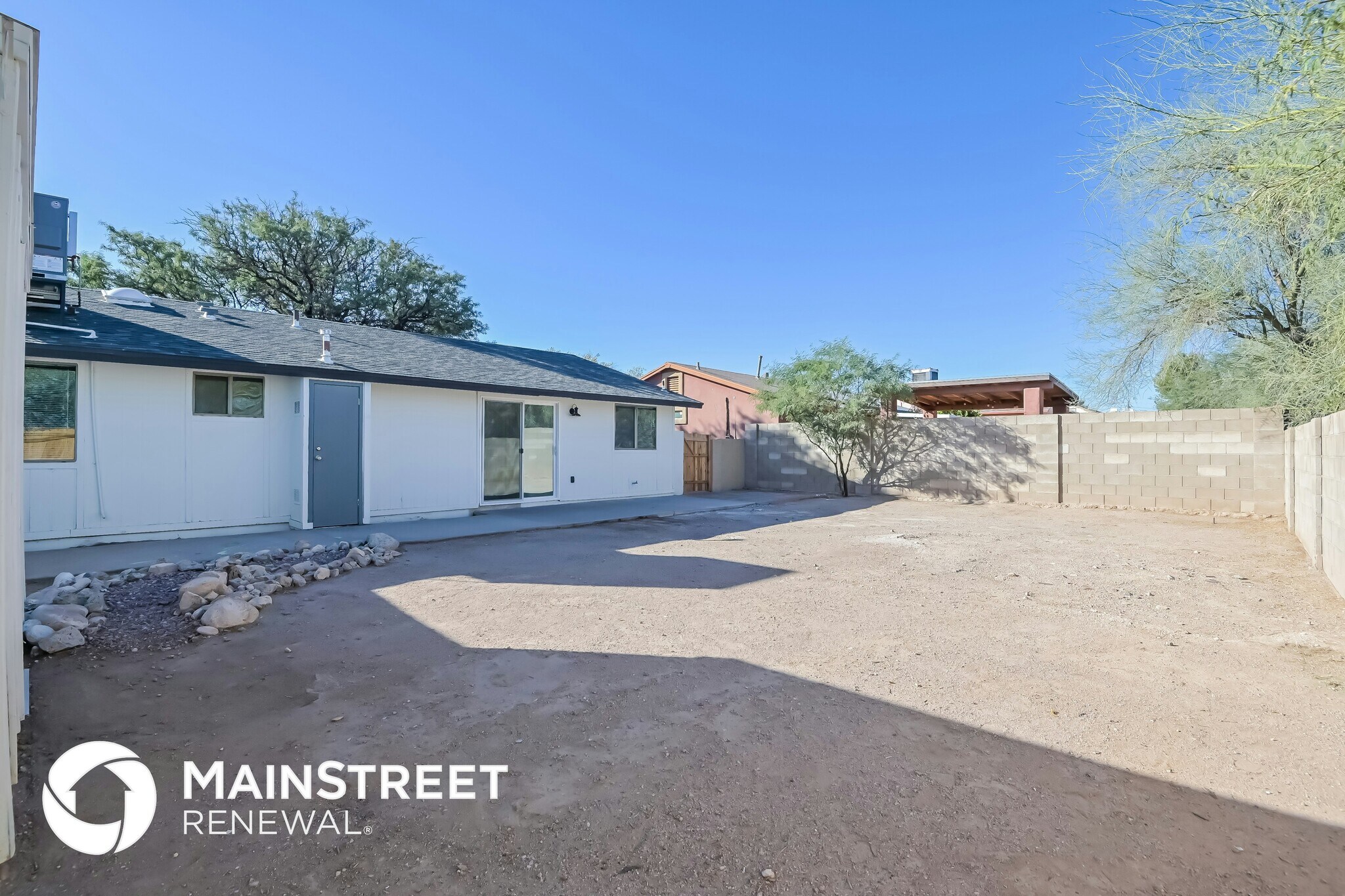 Building Photo - 2542 W Vereda De La Tierra