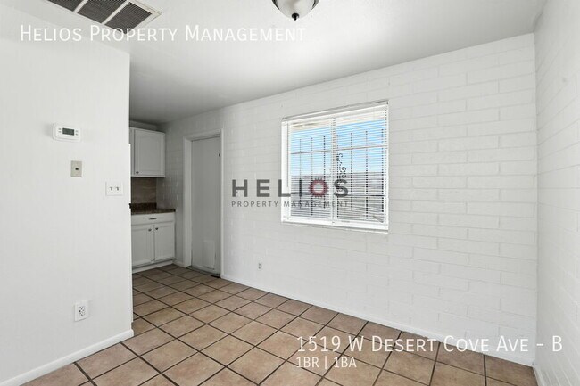 Building Photo - 1519 W Desert Cove Ave