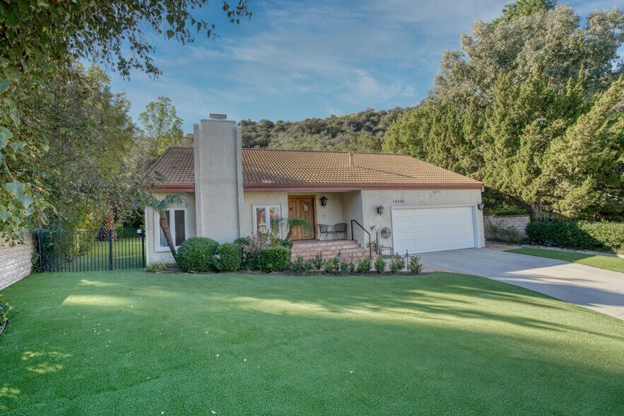 Building Photo - 19946 Turnberry Dr