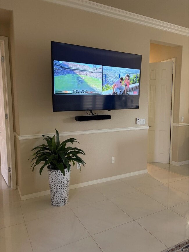 Building Photo - 81614 Avenida Celaya