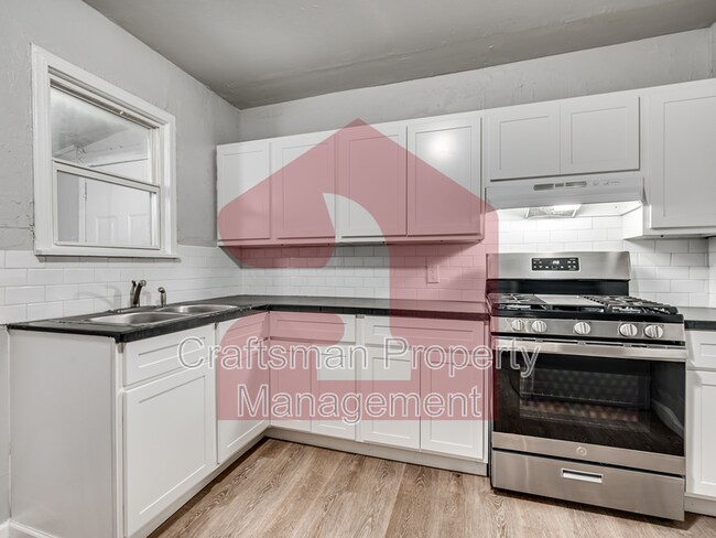 Building Photo - 1105 Bellevidere Dr