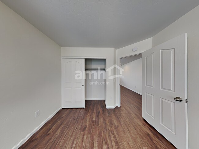 Building Photo - 67 W Paseo Celestial