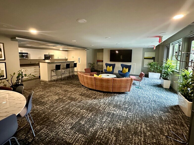 Common work/party space for use - 1300 N St NW