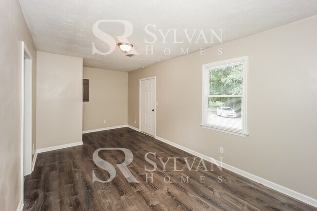 Building Photo - 2637 Welcome Rd