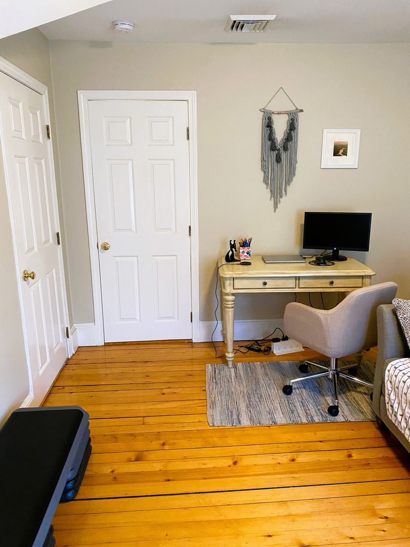 Building Photo - 74 Woodbine St